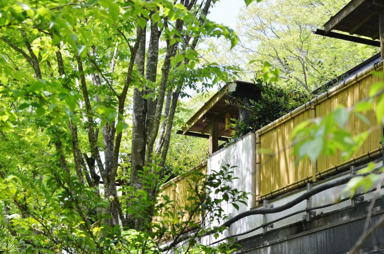 Hotel Kurokawa Onsen Oku No Yu Minamioguni Exterior foto